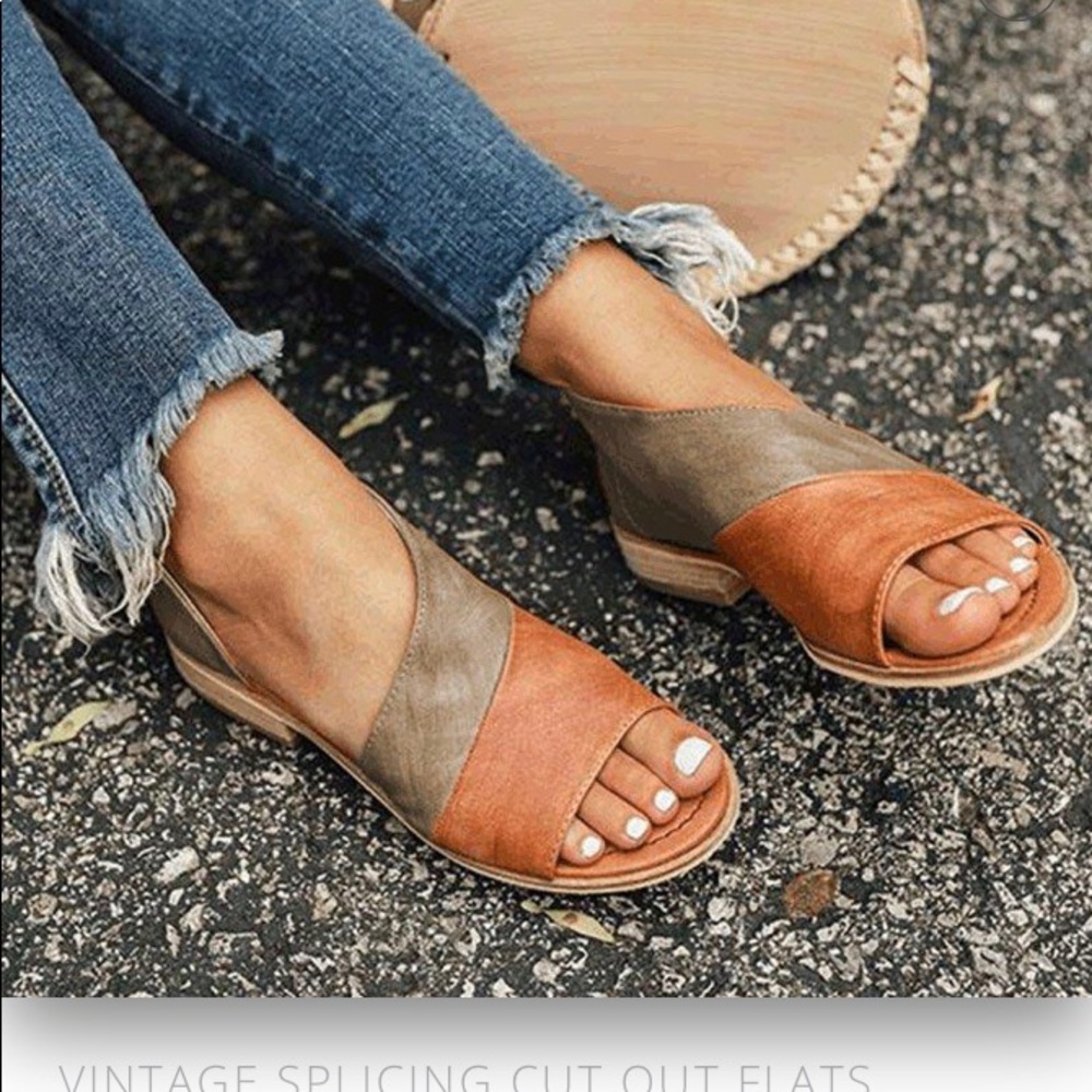 ** ISO ** SIDE CUT OUT PEEP TOW BOOT/SANDAL Size 8